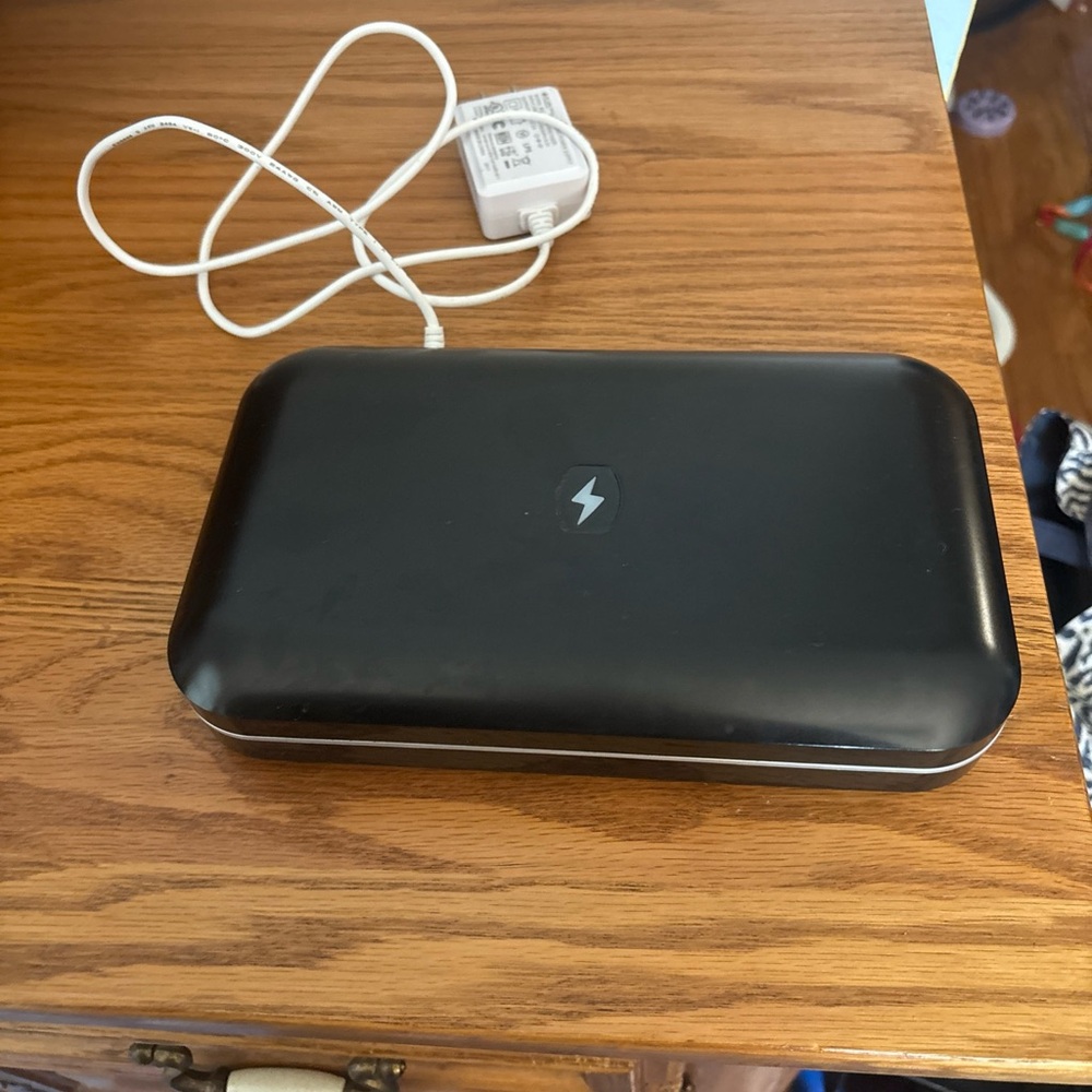 Black UV Phone Sanitizer with Wireless Charging
